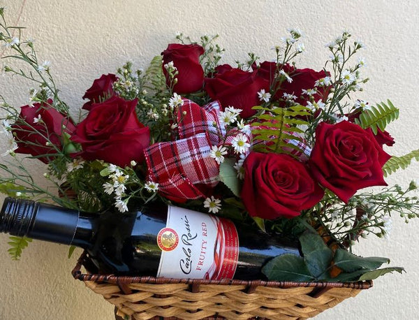 Red Roses Wine Basket